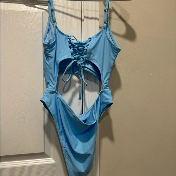 Meyeeka Womens Scoop Neck Cut Out Front Lace Up Back High Cut Monokini - Picture 8 of 11